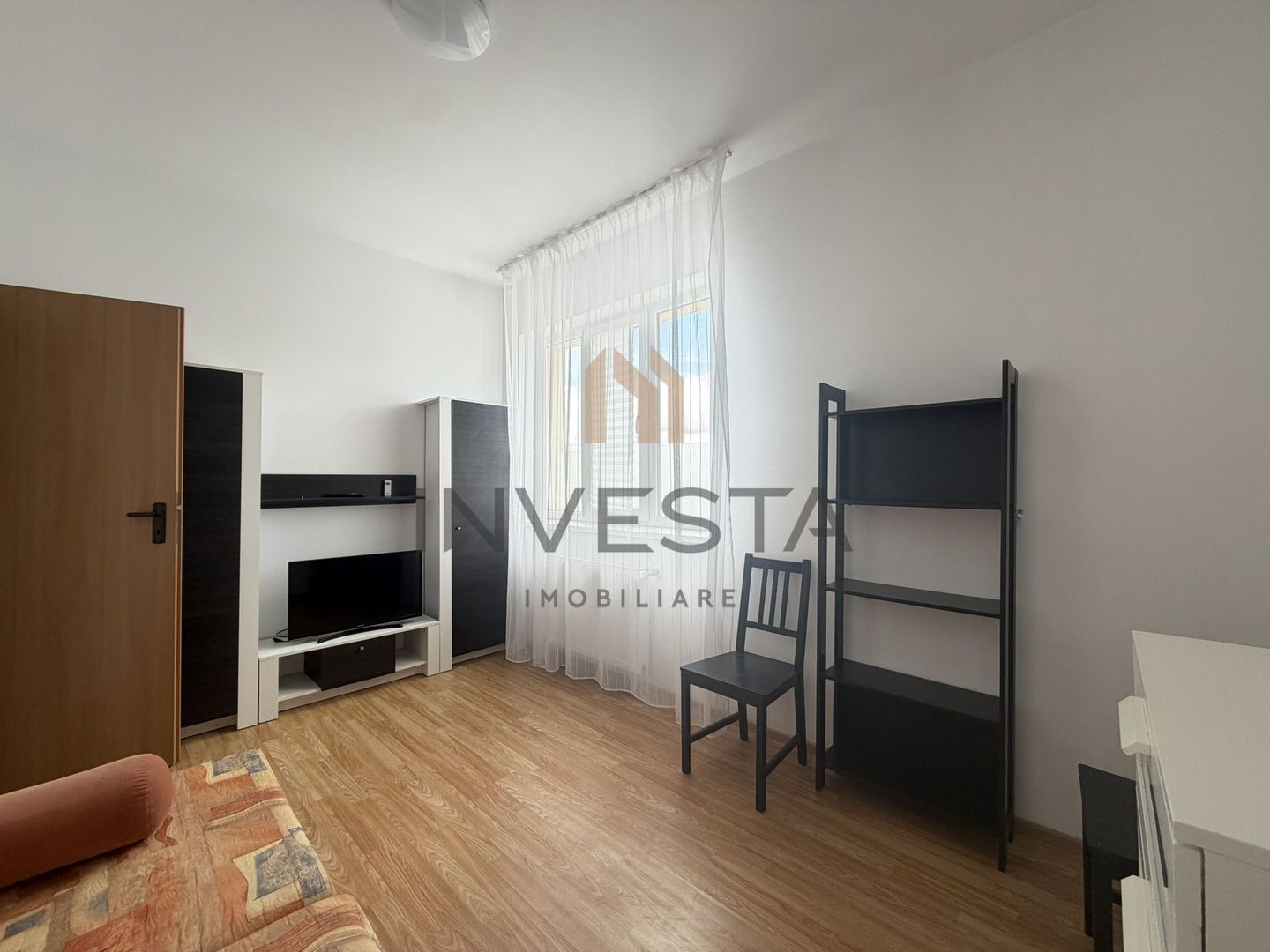 Apartament cu 2 camere de inchiriat + parcare - Poză 5
