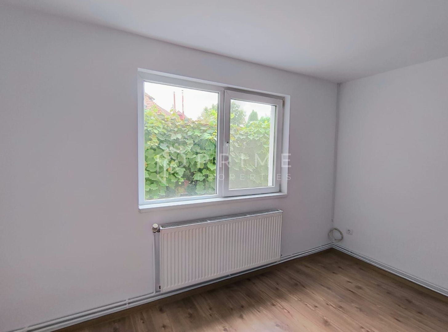 Casă cu 3 camere de vânzare, la cheie, în Unirii, Târgu Mureș - Poză 3