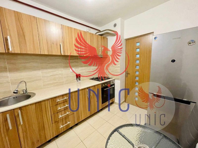 3 camere, zona McDonald's - Poză 9