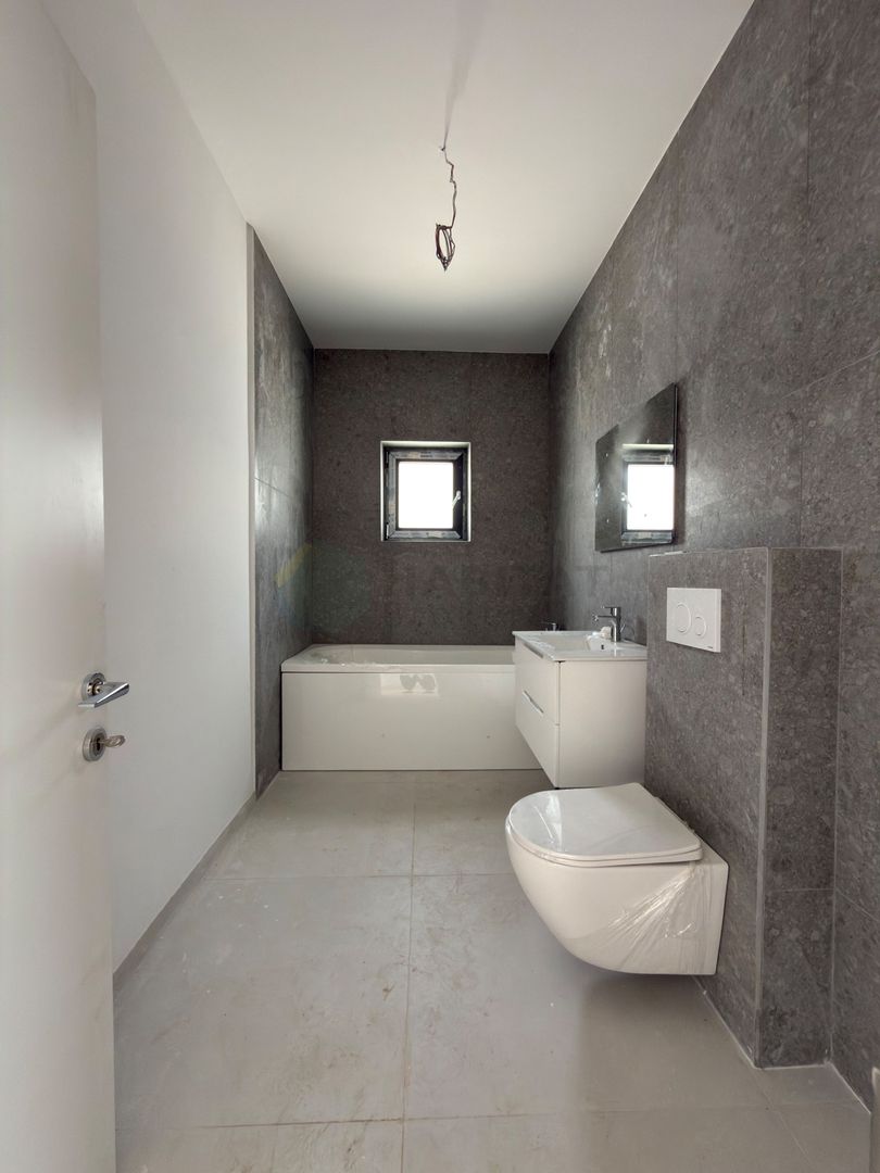 Casa 4 camere pe parter-Tunari | Teren 400 mp - Poză 17