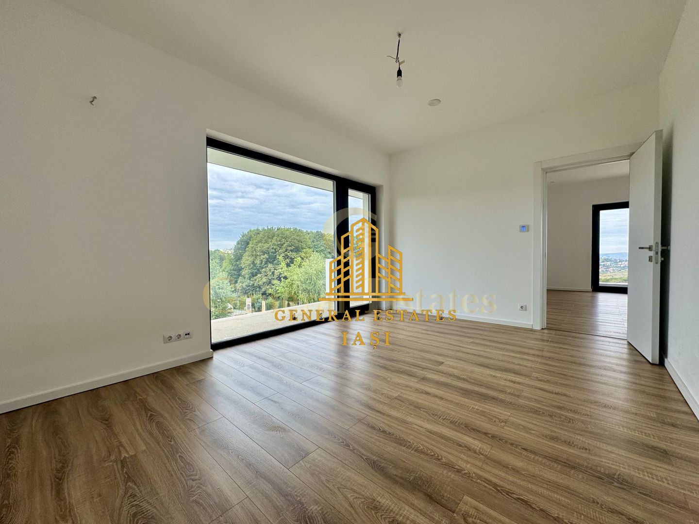 Vânzare Casă P+E în Bârnova-Gata de mutare imediata - Poză 17