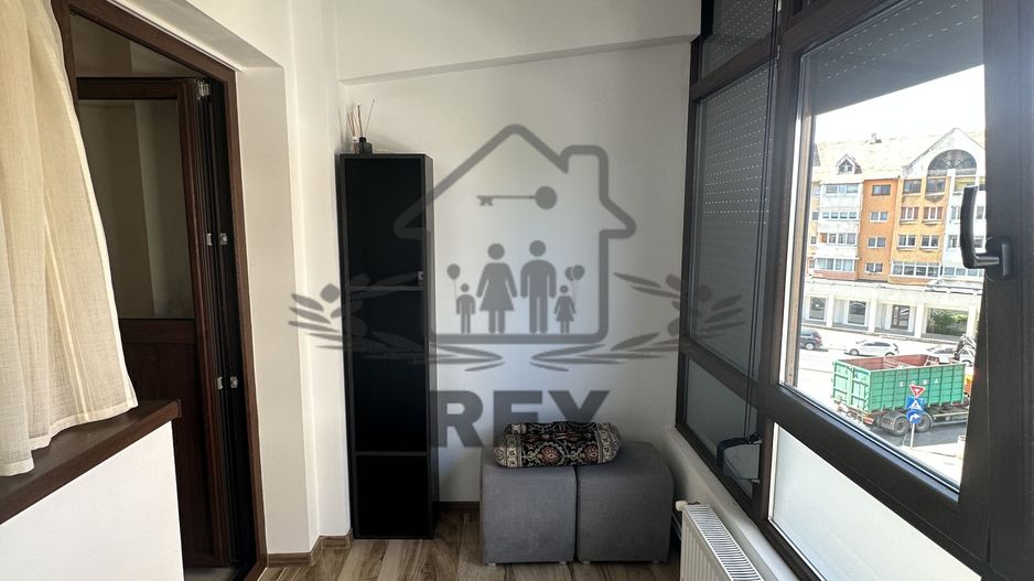 De inchiriat- Apartament 2 camere, zona centrala, 80 mp, bloc nou - Poză 13