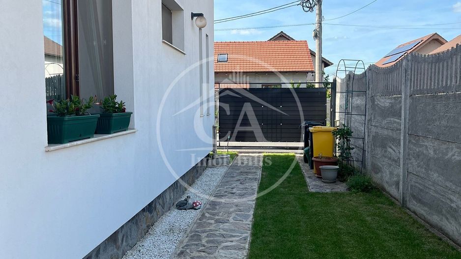 Casă P+subpantă cu 4 camere de vânzare în Cartierul Tineretului,Oradea - Poză 20