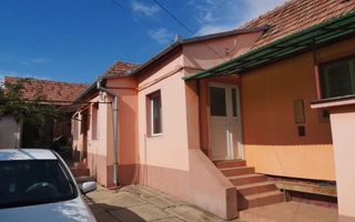 Casă | Teren 500 mp | Teren Suplimentar 700mp în folosință | Șura Mare - Poză 1