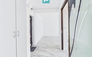 Apartament  2 camere renovat modern zona Torontal - Poză 6