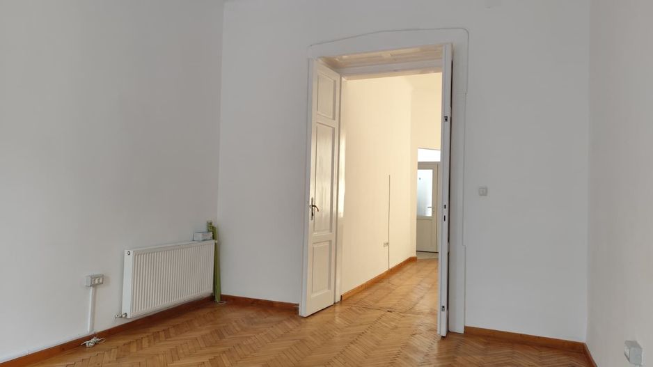 Spatiu birou de inchiriat, situat pe str.I.Vulcan, Oradea - Poză 7