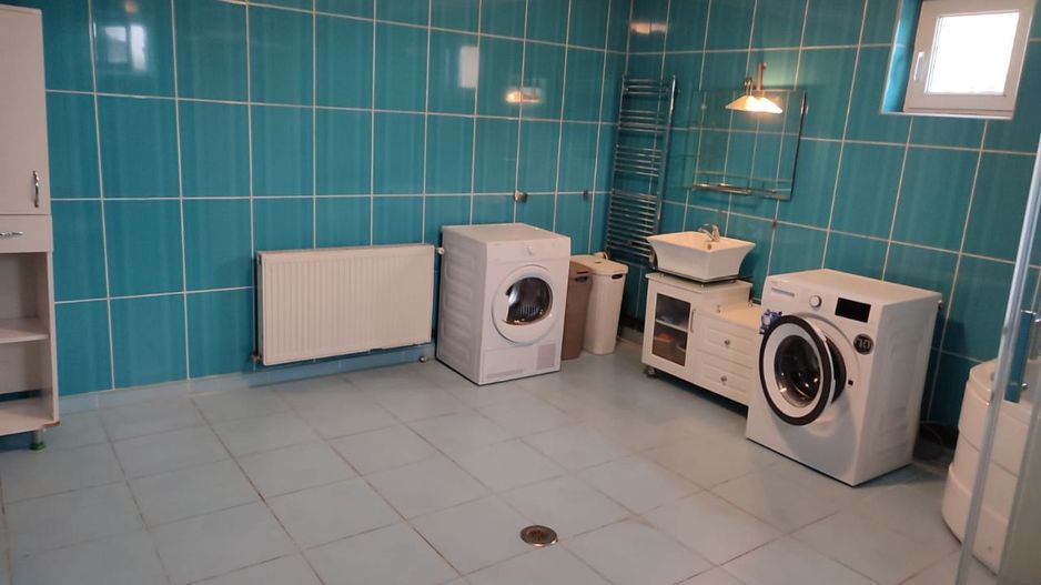 Proprietar vând vila P+E+M - Poză 11