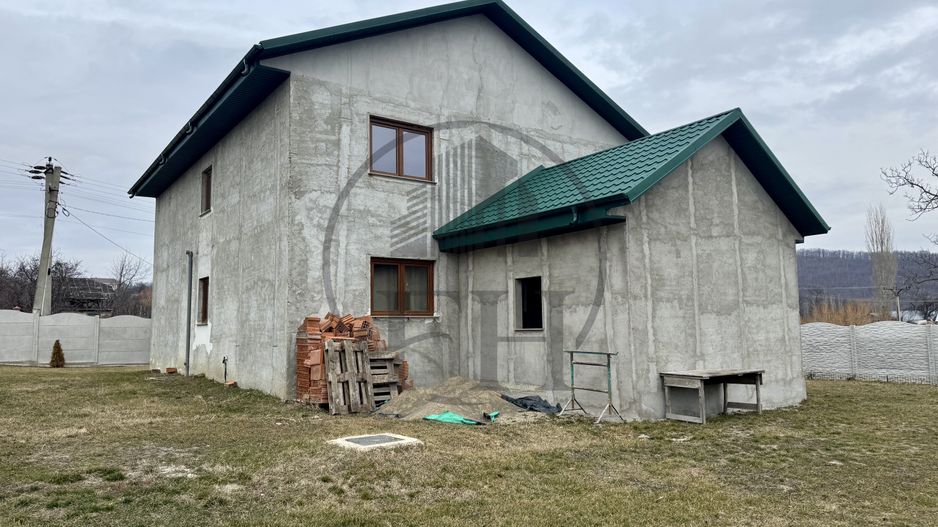 Casă / Vilă de vânzare Poiana Cristei, Vrancea - Poză 3