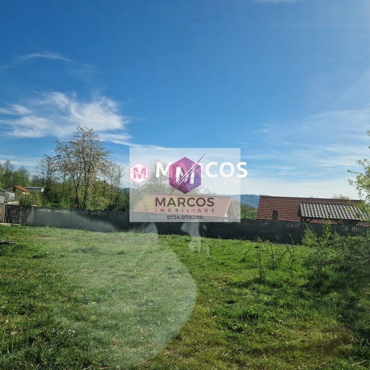 Teren 2360mp, KM 6, ID 978 - Poză 1