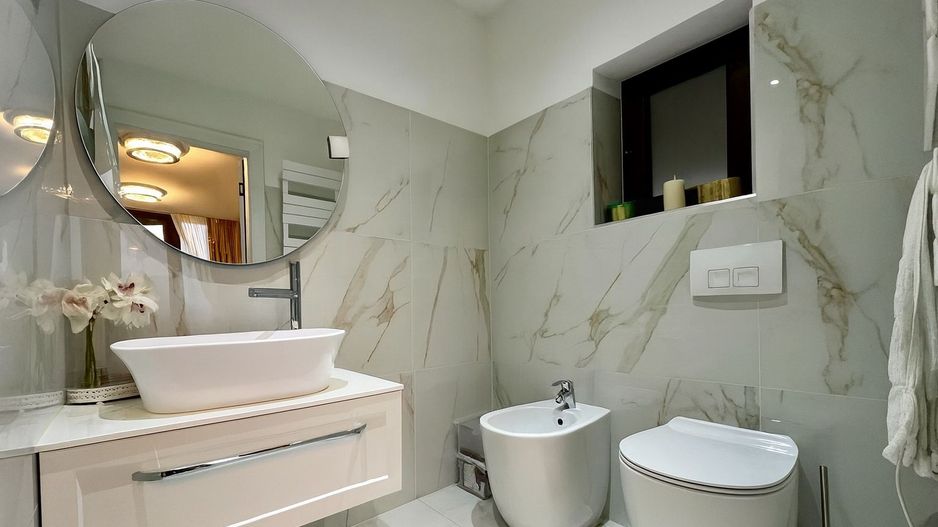 CASA COMPLET UTILATA SI MOBILATA MODERN CU GRADINA | 1100 MP |MARGINEA - Poză 33