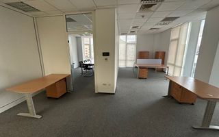 Spatiu de birouri la artera - Poză 13