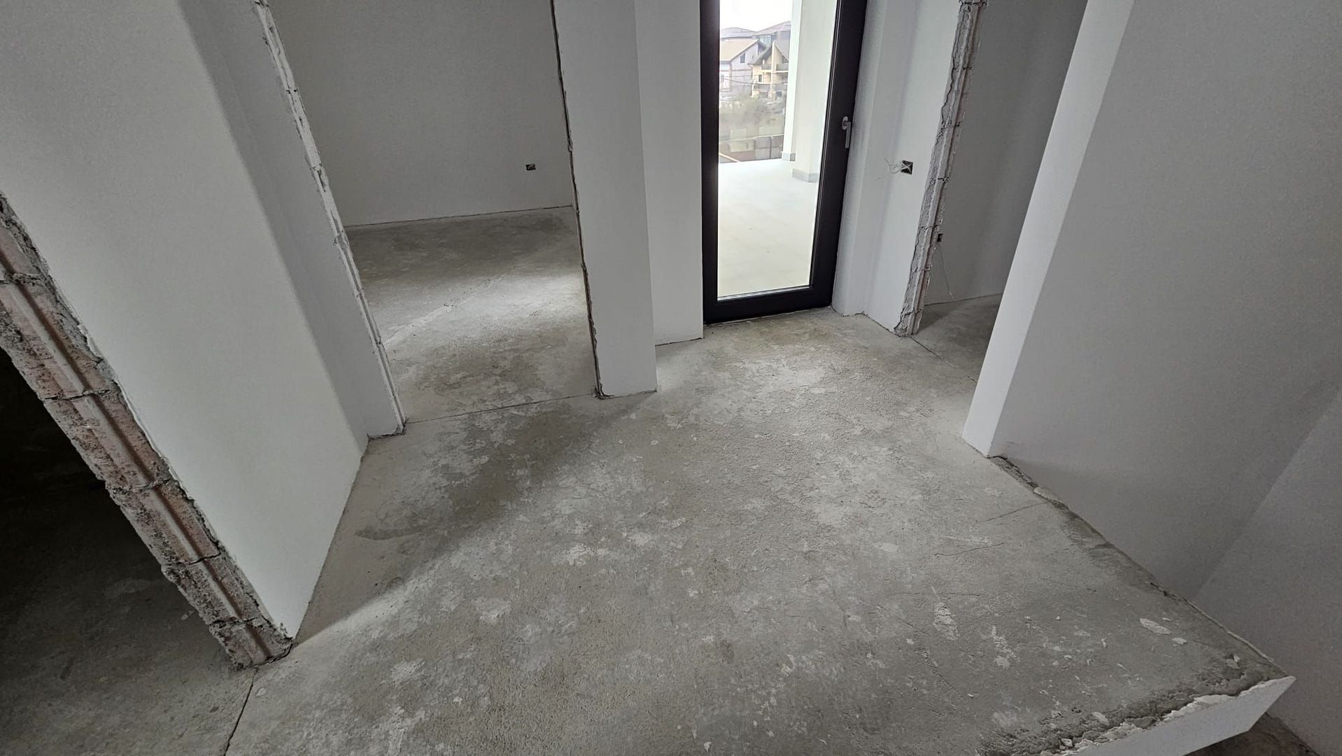 CASA DUPLEX - TOATE UTILITATILE, STRADA ASFALTATA, ACTE GATA, COMIS 0% - Poză 15