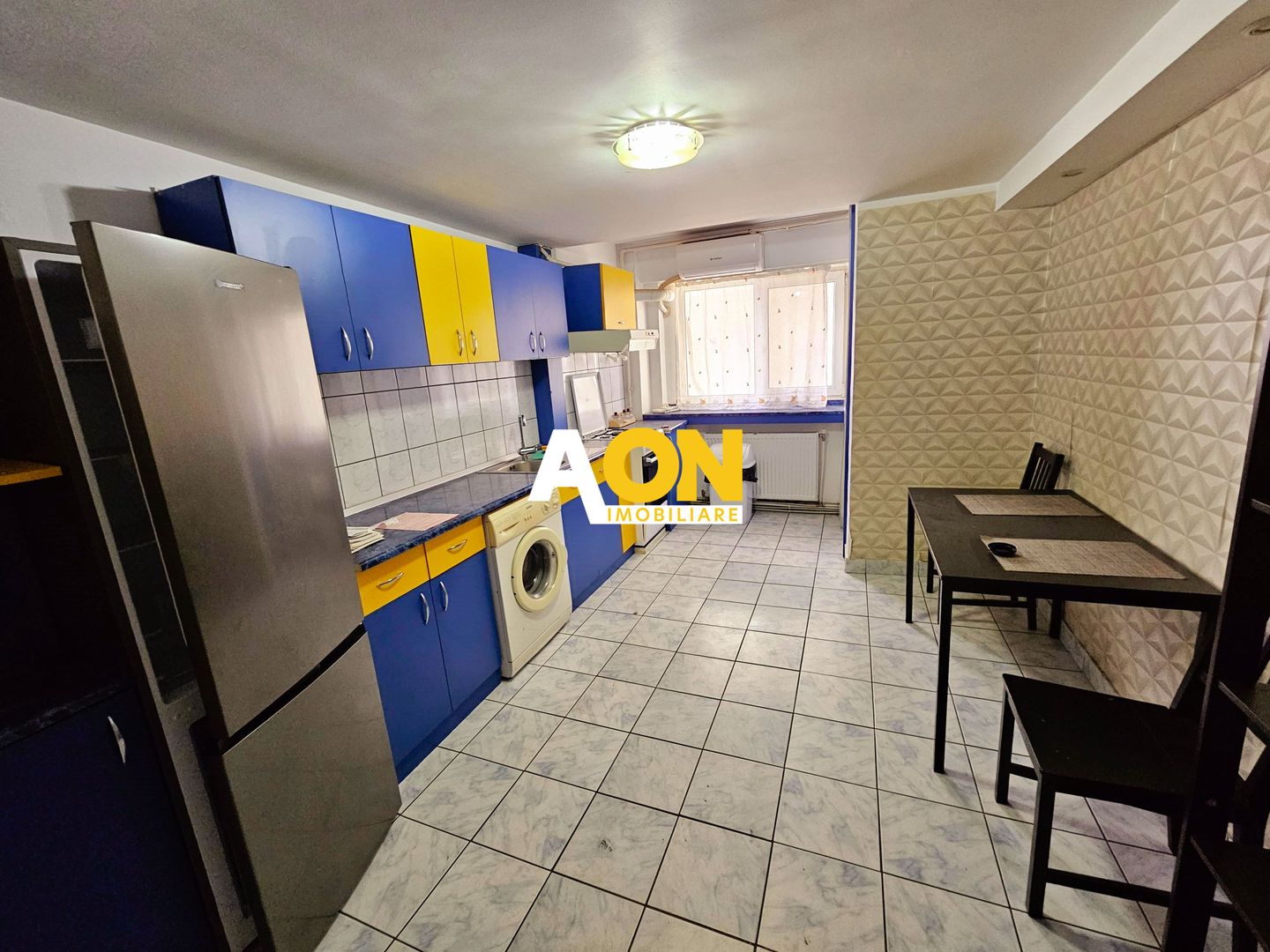 Apartament 2 camere, cu vedere la Parc si B-dul Transilvaniei - Poză 1