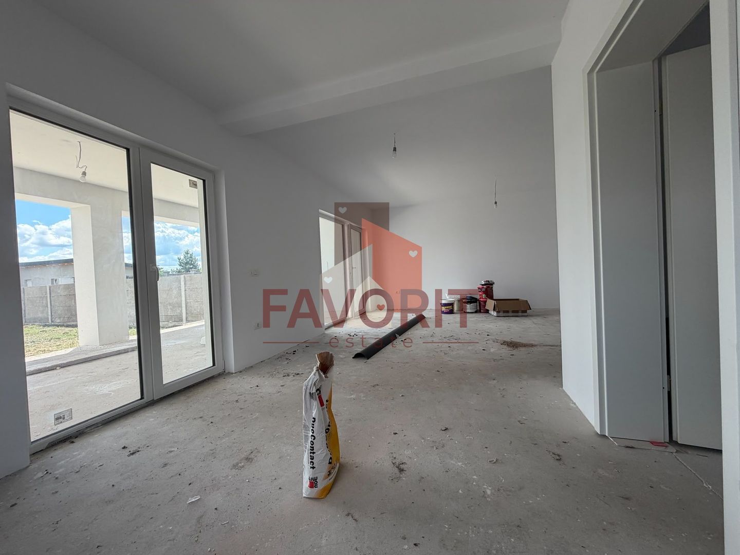 Casă Individuala | 3 camere | Toate utilitatile | Teren Generos | - Poză 3