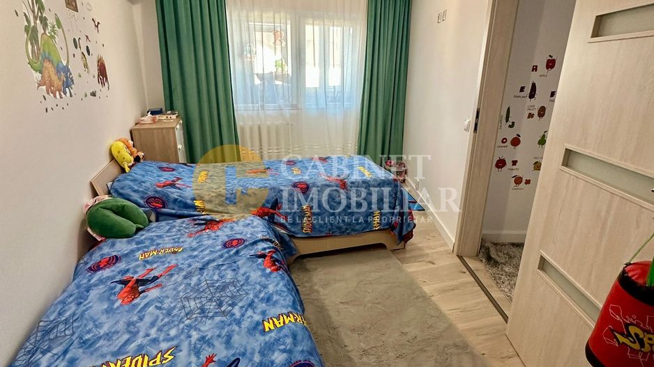 4 CAMERE RENOVAT - ETAJ 3 - BLOC DIN 1990 - ROND ZIMBRU - Poză 5