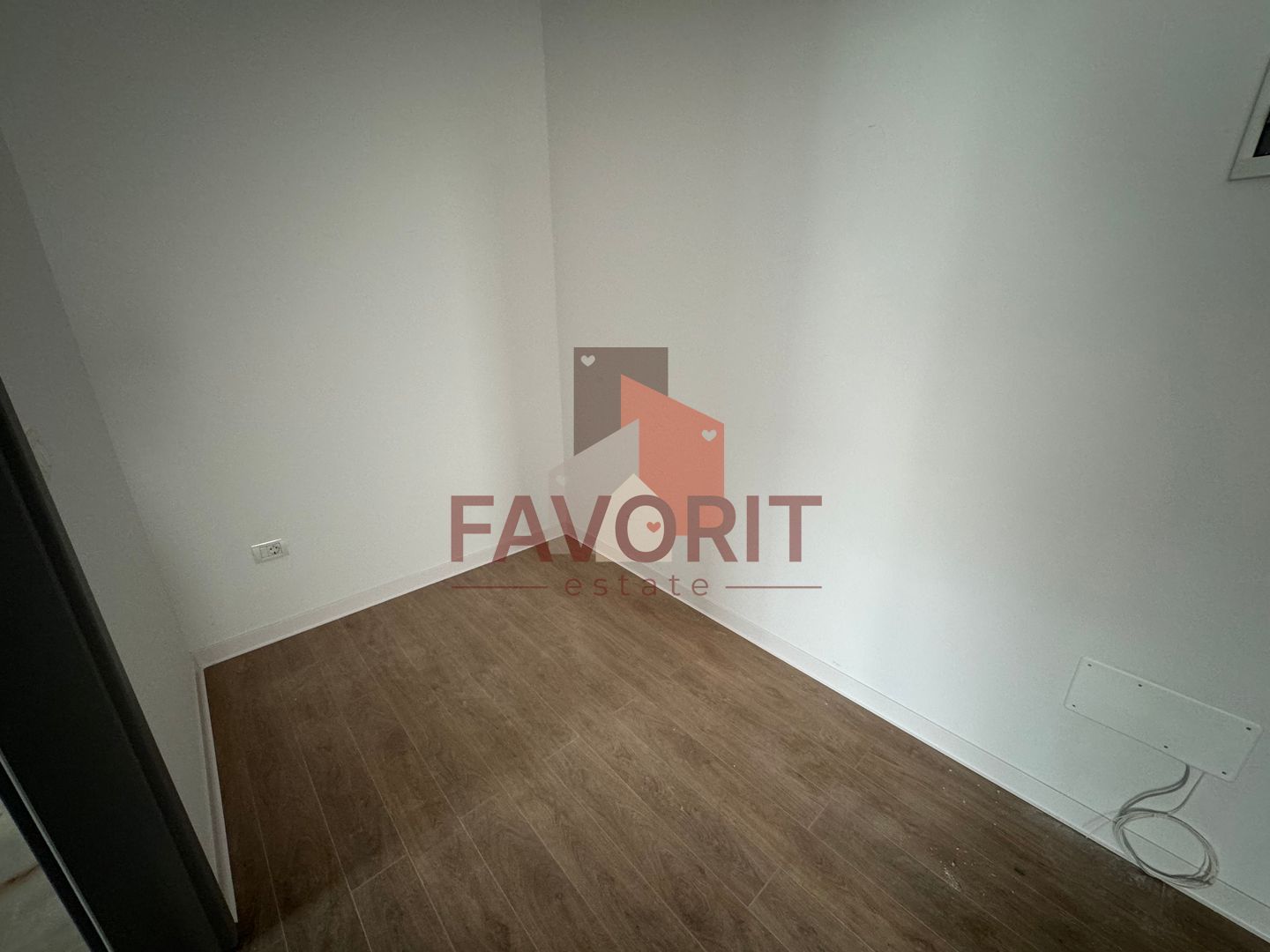 Compartimentare eficienta. Terasa generoasa. Disponibil imediat - Poză 11