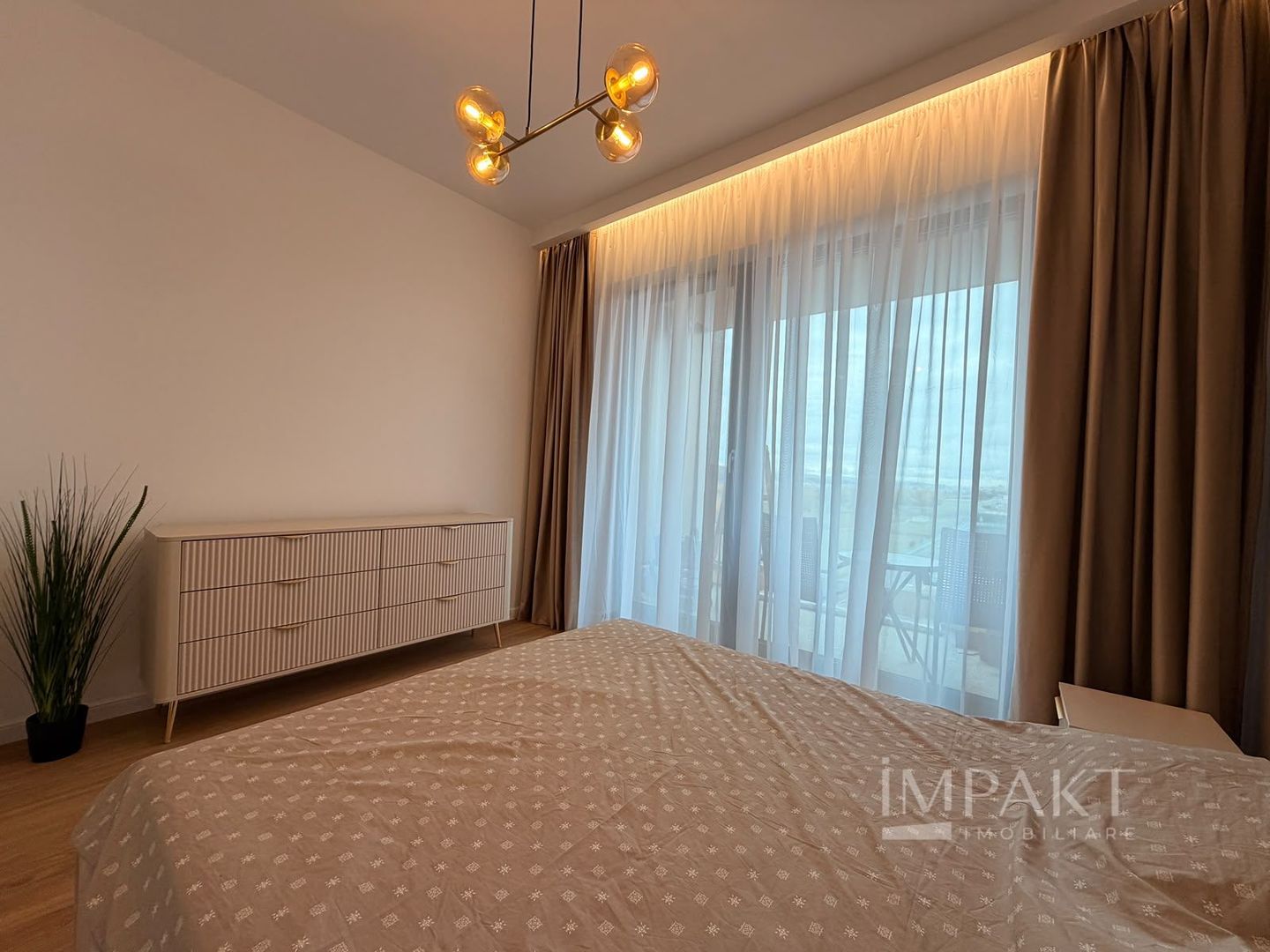 Apartament de inchiriat 2 camere zona Bmw - Poză 6