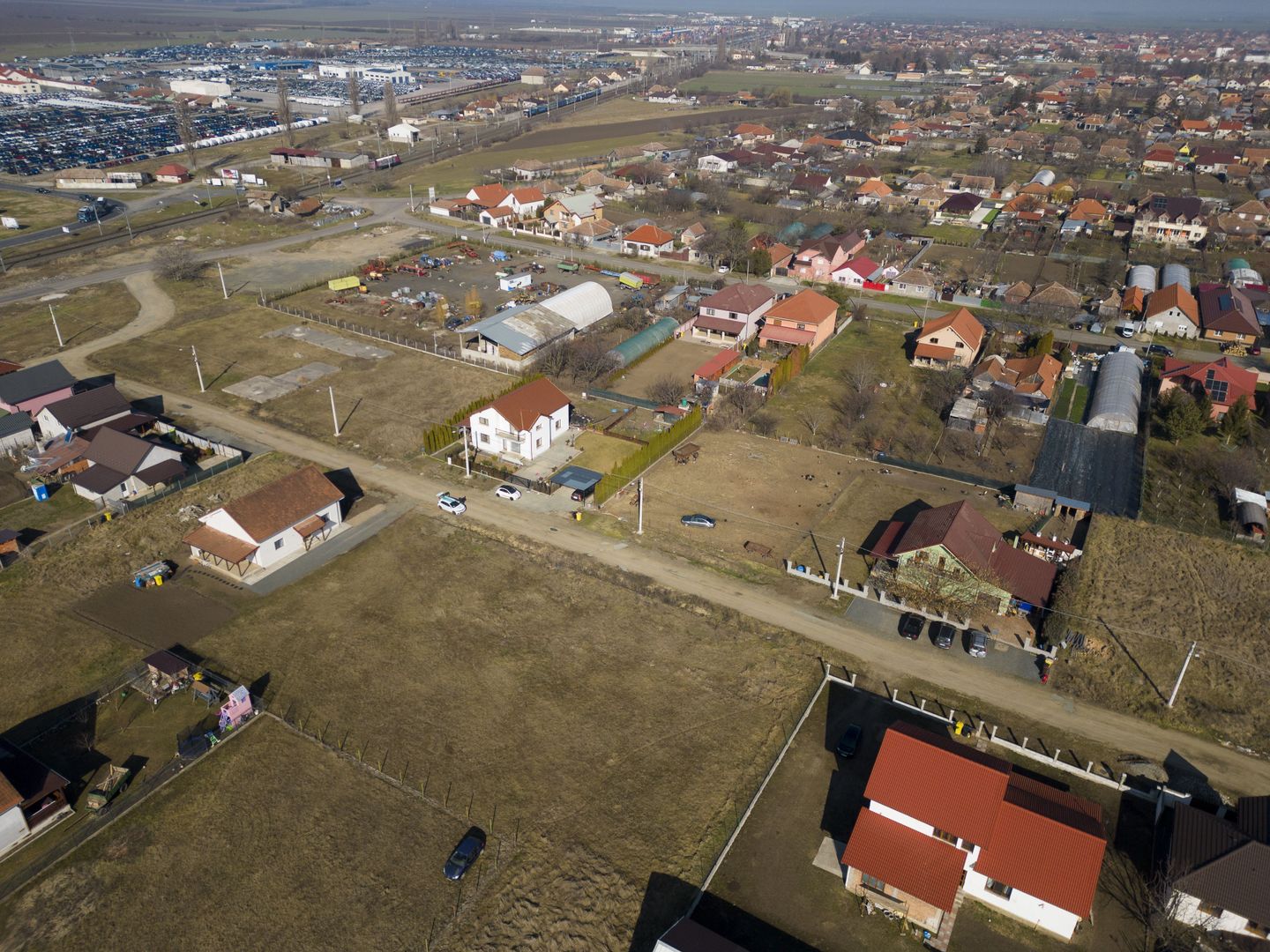 Loc de casa 500 mp în Curtici - Poză 10