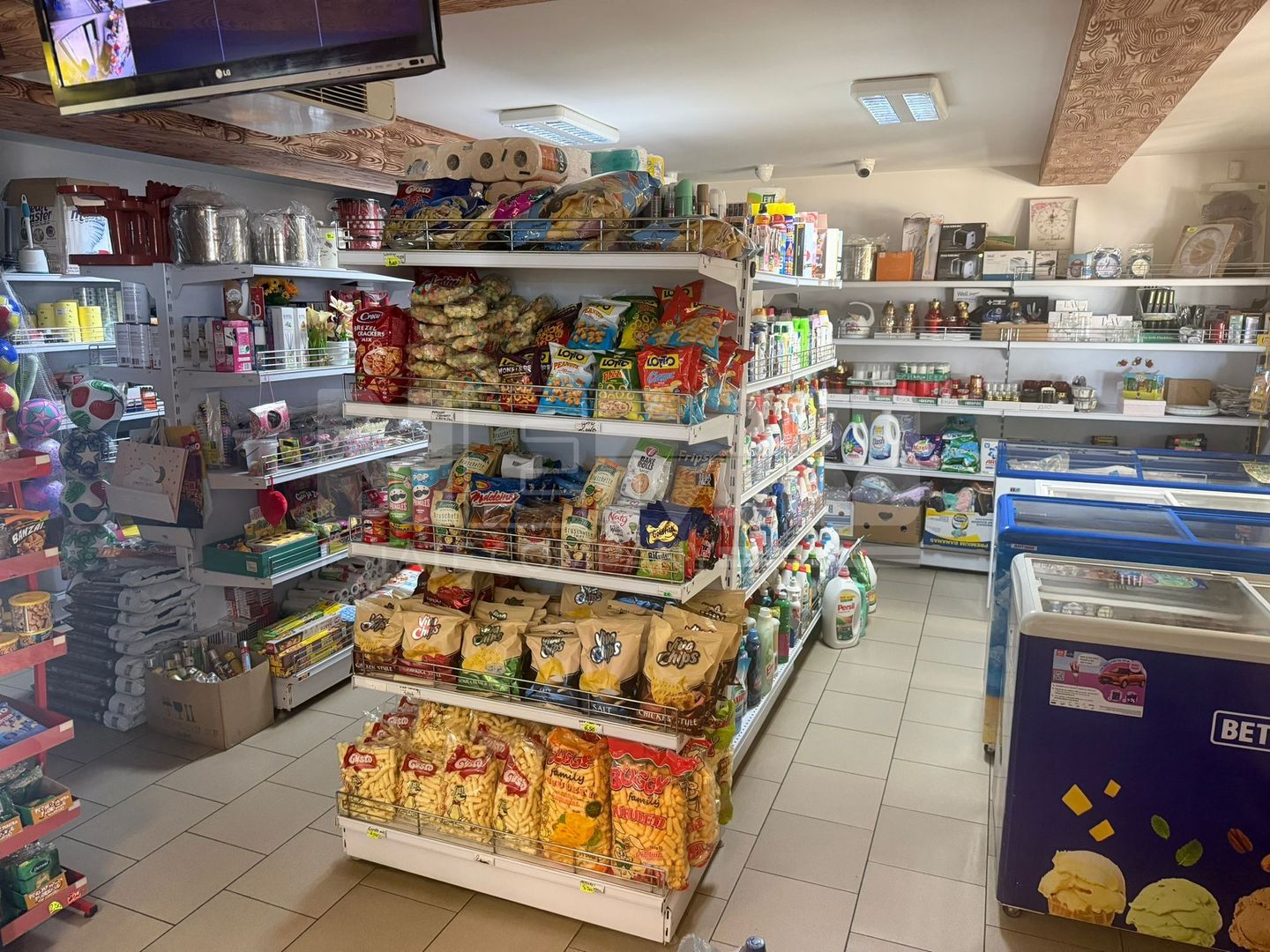 Clădire multifuncțională de vânzare | 750 mp | Volovăț - Poză 21