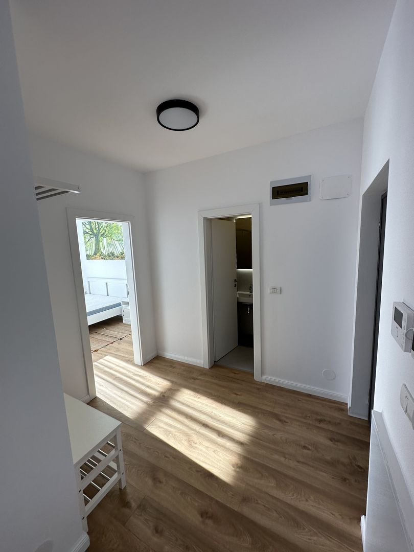 Apartament  3 camere zona Centrala - Poză 11