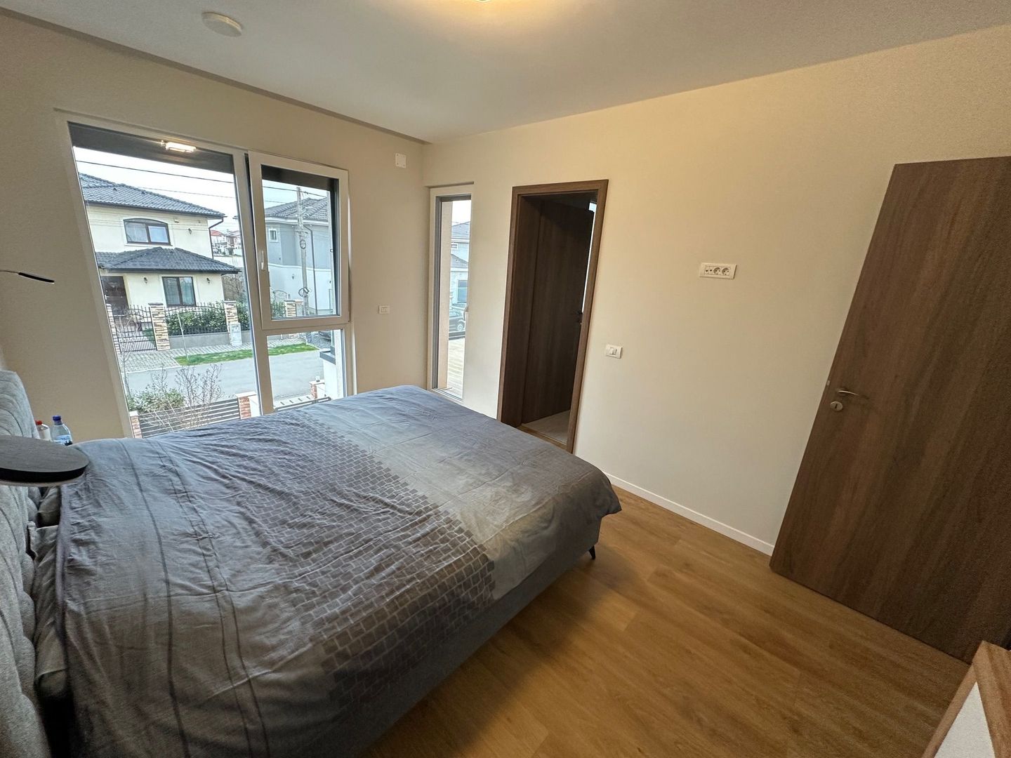 Duplex deosebit cu garaj și subsol - Poză 26