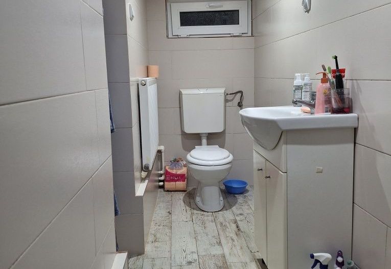 Casa Micro 17 toate utilitatile,3 camere,350 mp teren - Poză 7