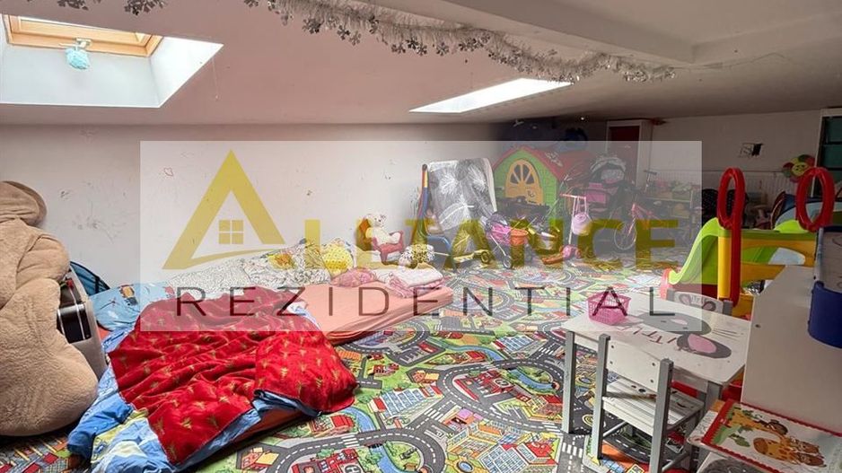 Apartament mare 4 camere â 145 mp compartimentare eficienta - Poză 10