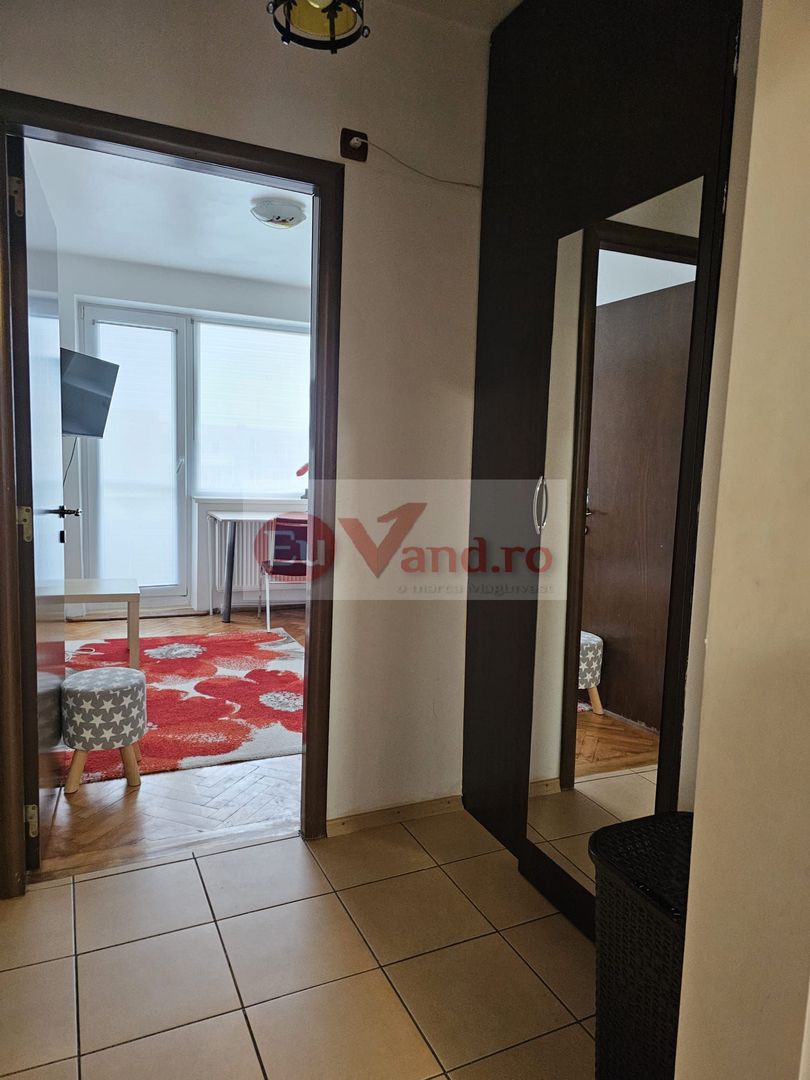 Apartament cu 3 camere, mobilat si utilat - Piata Centrala - Poză 10