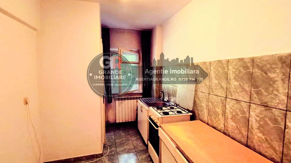 Apartament de vânzare în Ultracentral, Tulcea - Poză 1