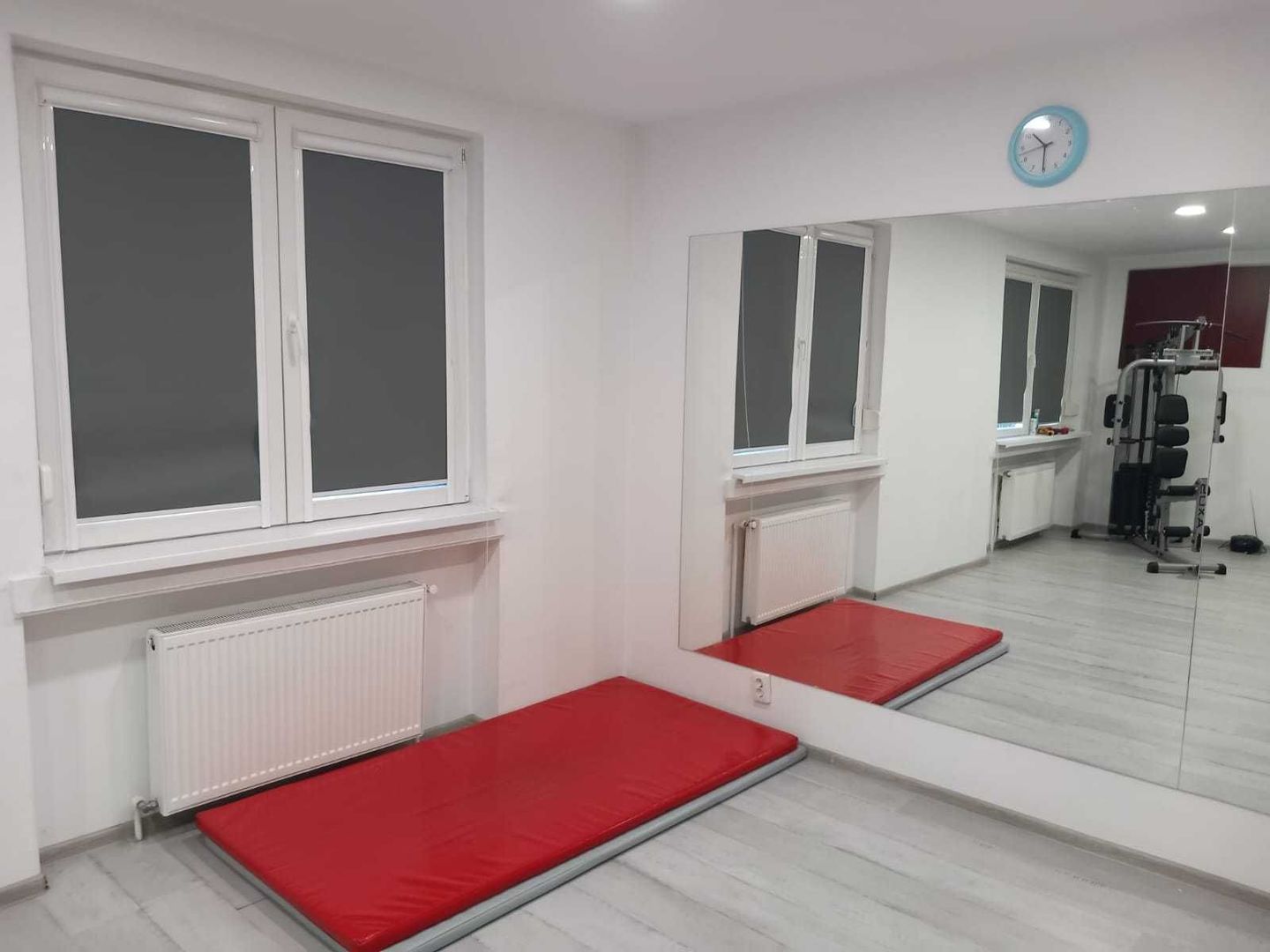 APARTAMENT 3 CAMERE VICTORIEI - Poză 3