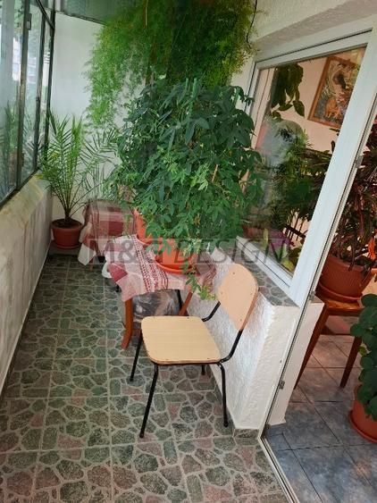 Apartament cu o camera zona Lunei - Poză 8