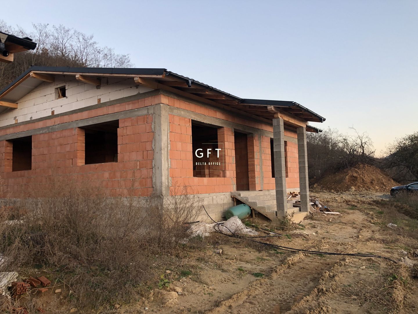 SUPER OFERTA !!! CASA+1000MP TEREN - Poză 1