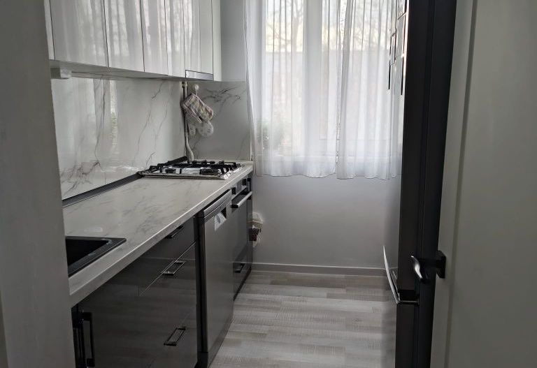 Apartament 4 camere renovat in bloc anvelopat Drumul Taberei - Poză 4