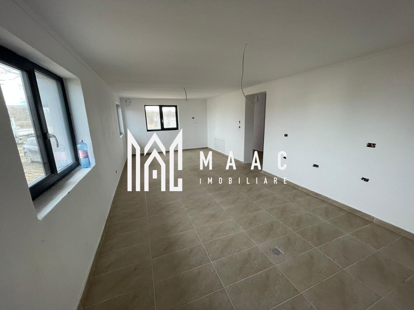 Casa de închiriat | 9 camere  | 260mp utili | Sacel - Poză 2