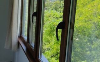 Apartament cu 2 camere decomandat -  Piata Centrala - Poză 8