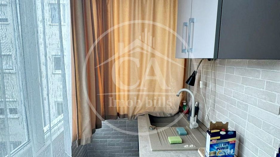 Apartament de închiriat cu 3 camere în zona Rogerius, Oradea - Poză 3
