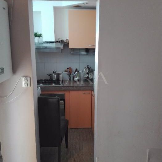Apartament cu 2 camere de vânzare, Floresti - Poză 4