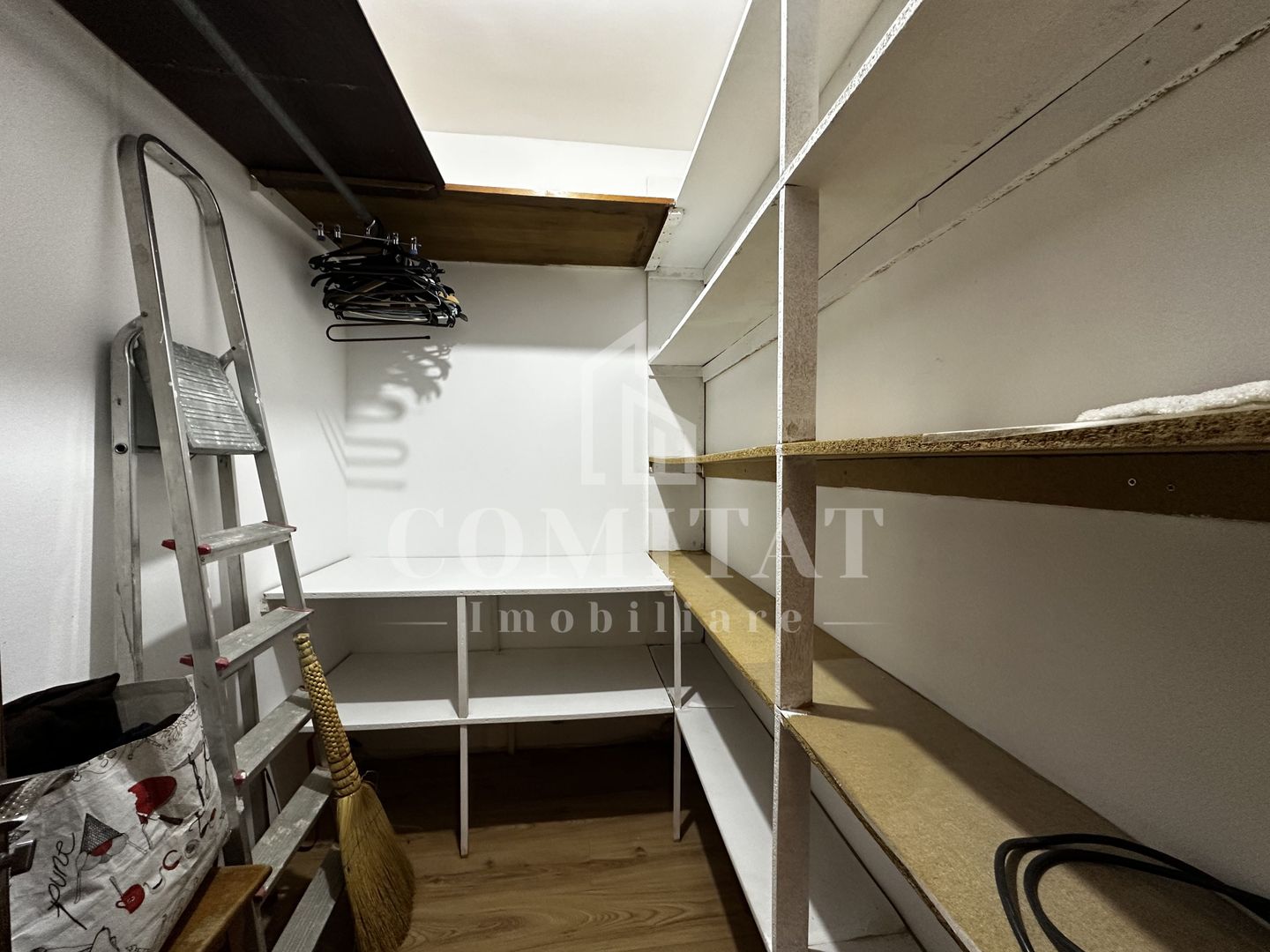 Apartament cu grădină | Pet Friendly | Parcare | Eroilor - Poză 10