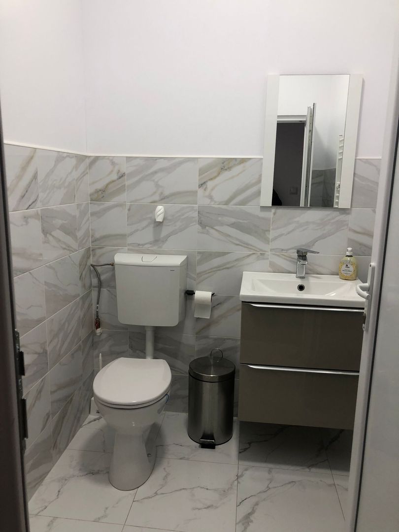 Casa de inchiriat   P+1E+M  - Piata Centrala - Poză 8