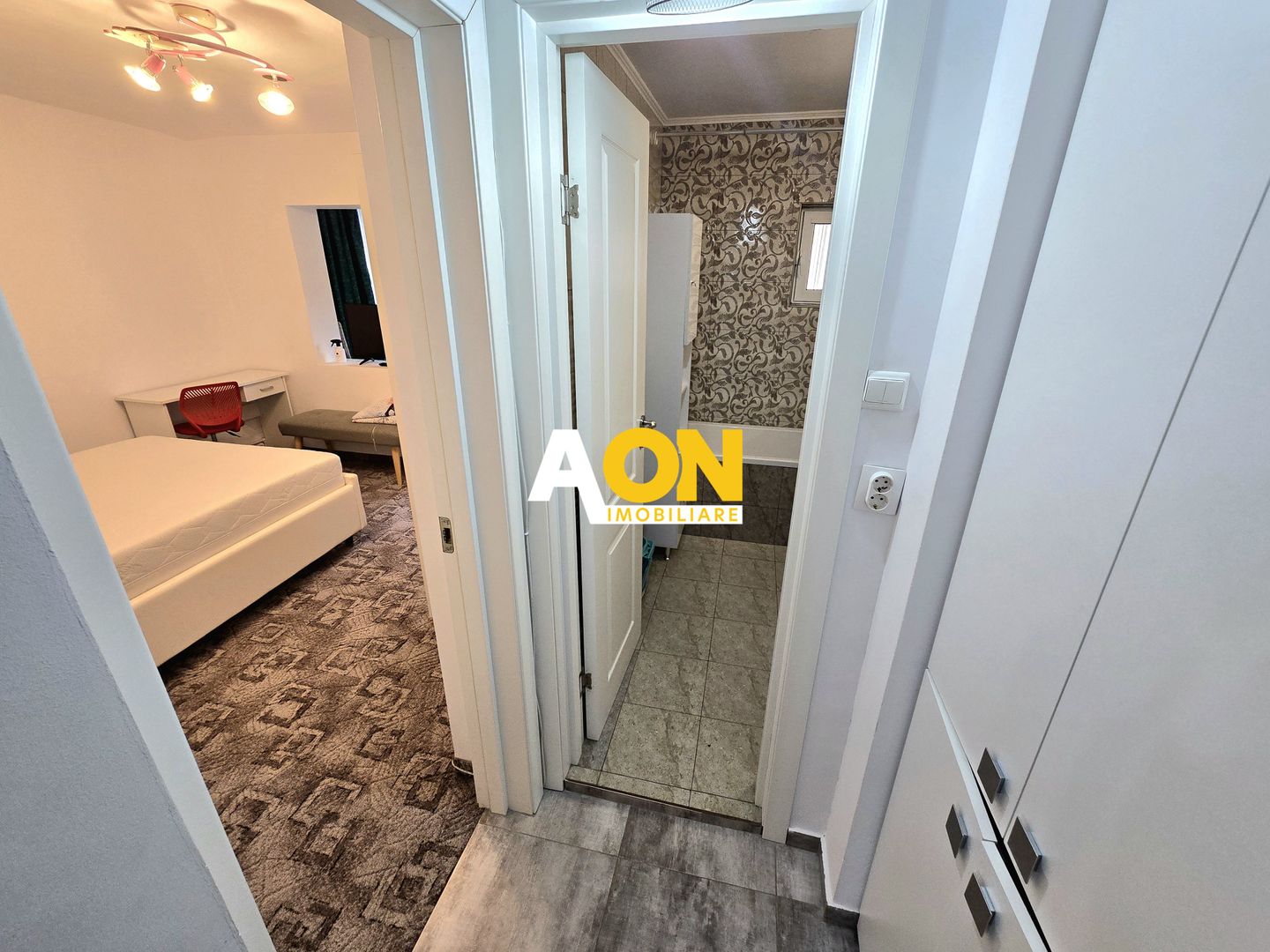 Apartament 2 Camere Decomandat Complet Renovat - Poză 6