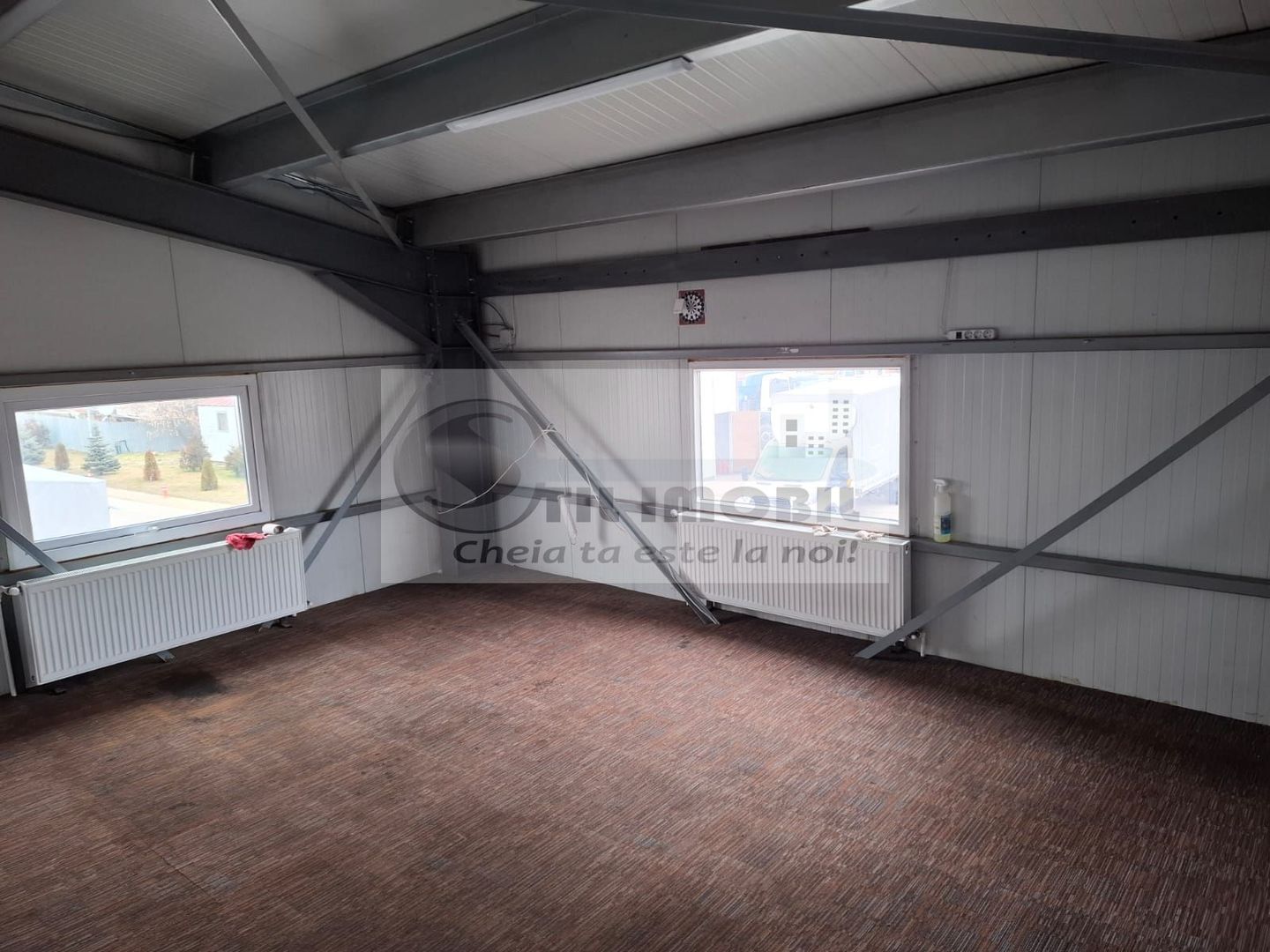 Inchiriez depozi de 250 mp+ birouri pe str. Trei Fantani - Poză 11