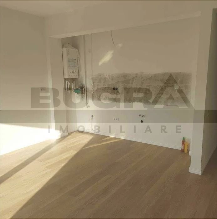 Apartament finisat cu 3 camere, 75 mp,  parare, zona Baciu Regal - Poză 3