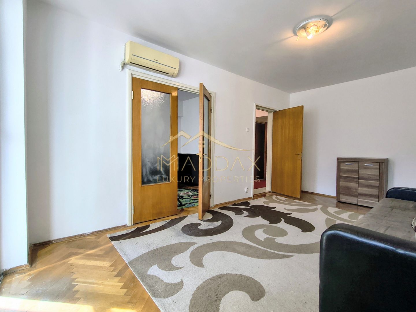 Apartament 3 camere // circular decomandat // D-na Ghica // Parc Plumbuita - Poză 4