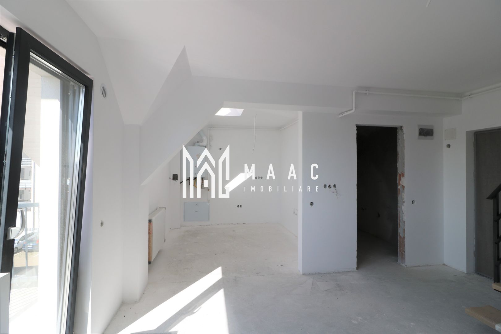 Comision 0% | Apartament 3 camere I Decomandat I Zona Mandra - Poză 1