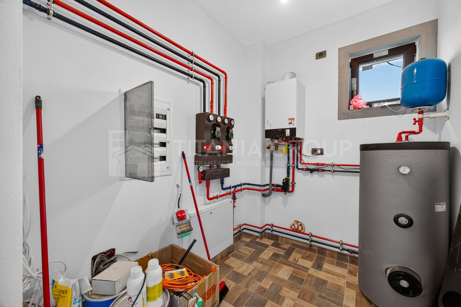 Vila cu arhitectura deosebita, teren 636mp, Cristian, Brasov - Poză 35