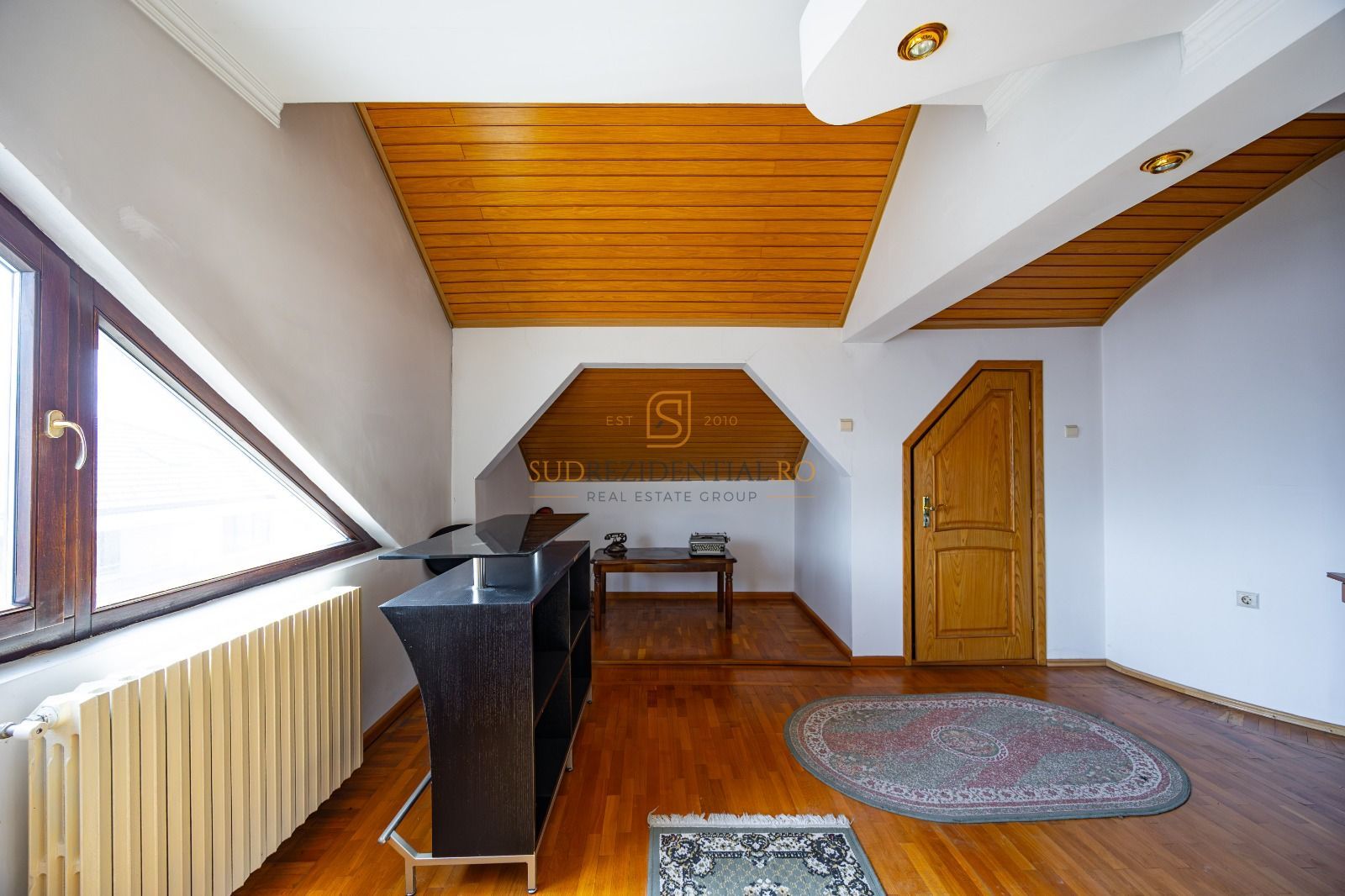 Vila impresionanta D+P+E+M | 500+ mp | teren 2652 mp | piscina - Poză 25