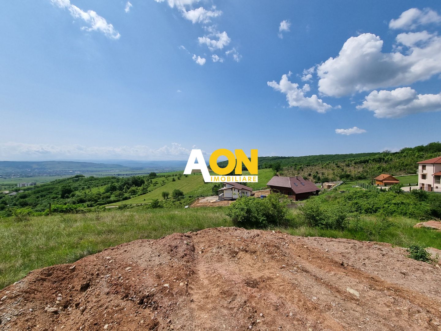 De vânzare teren intravilan 1000mp zona Seigau - Poză 3