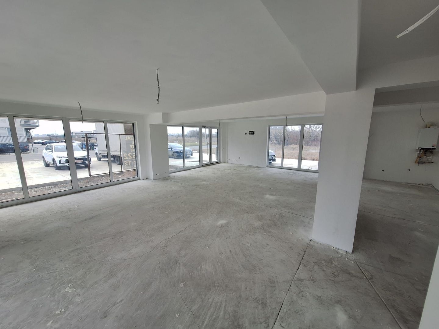 Spatiu Comercial Tunari Otopeni Bloc Nou Vanzare / Inchiriere - Poză 9