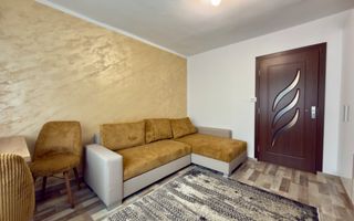 Garsonieră modernă, prima închiriere, etaj intermediar- zona Tractorul - Poză 2