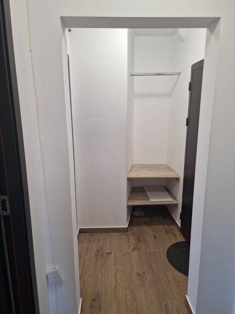 Garsoniera Superba Pajura Cu Centrala - Poză 10